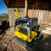 Dizel İleri Geri Zemin Sıkıştırma Kompaktörü 3000 kg.