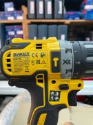 Dewalt DCD796NT Aküsüz Kömürsüz Darbeli Matkap Teşhir Ürünü