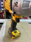 Dewalt DCF899NT Aküsüz Teşhir Şarjlı Somun Sıkma Makinesi